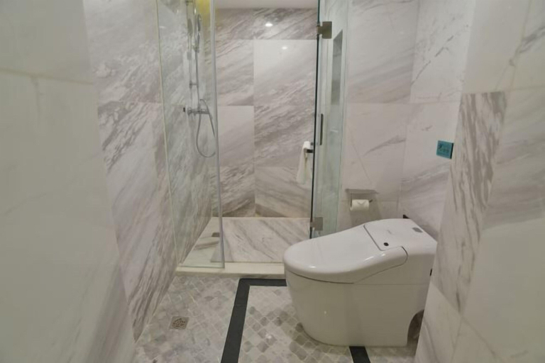 Bathroom 4, XiYuHotelle (Lingjiao Lake Wanda Plaza Store ), Wuhan