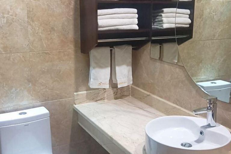 Bathroom, Red Star International Hotel, Ji'an