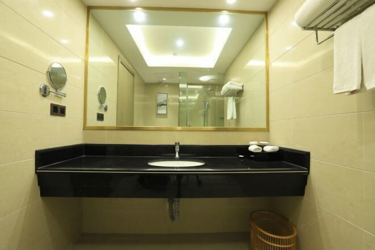Bathroom 3, Yuda International Hotel, Laibin