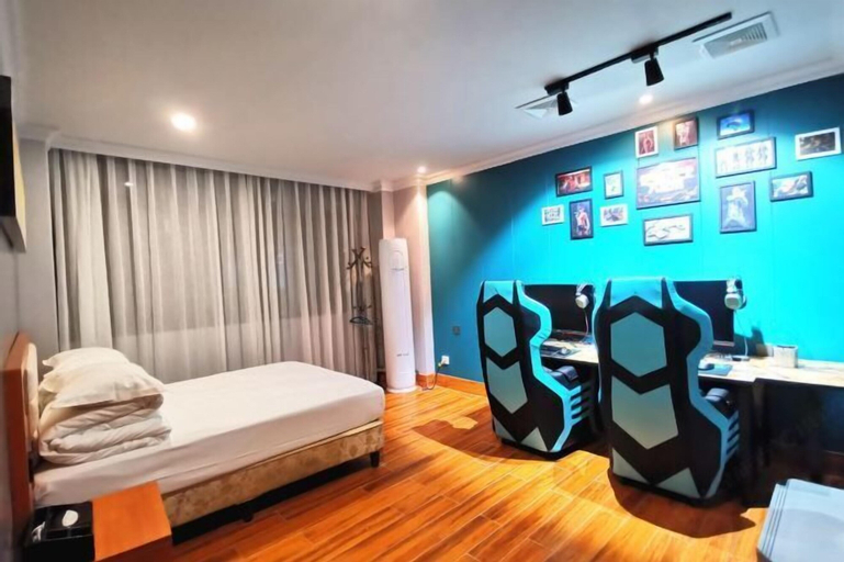 Bedroom 9