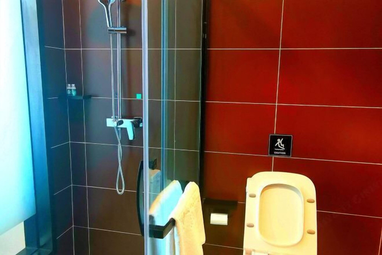 Bathroom 2, Wanpeng Xiting Hotel, Yan'an