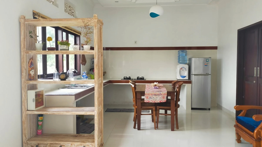 Dining Room, The Pohucu Hill, Bangli