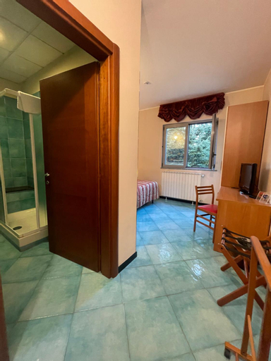 Others 5, Parco Hotel Sassi, Torino
