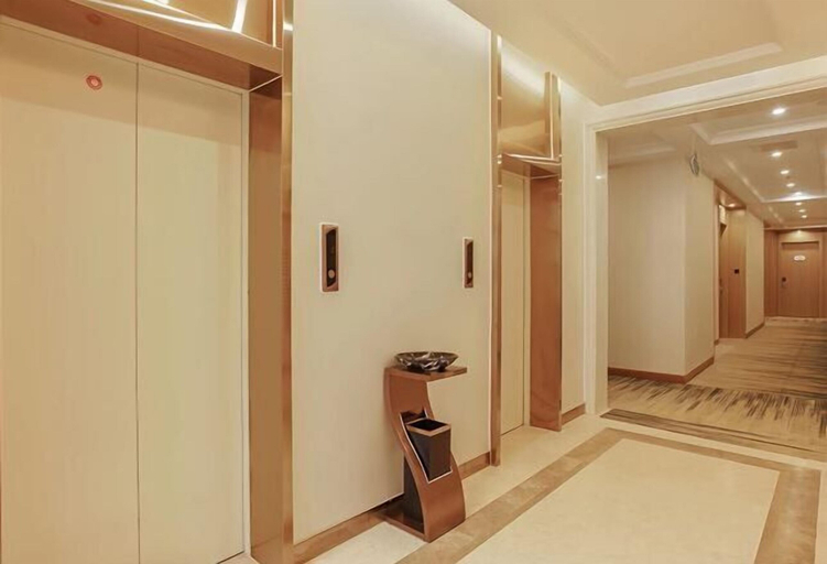Others 4, Vienna 3 Best Hotel, Chongqing