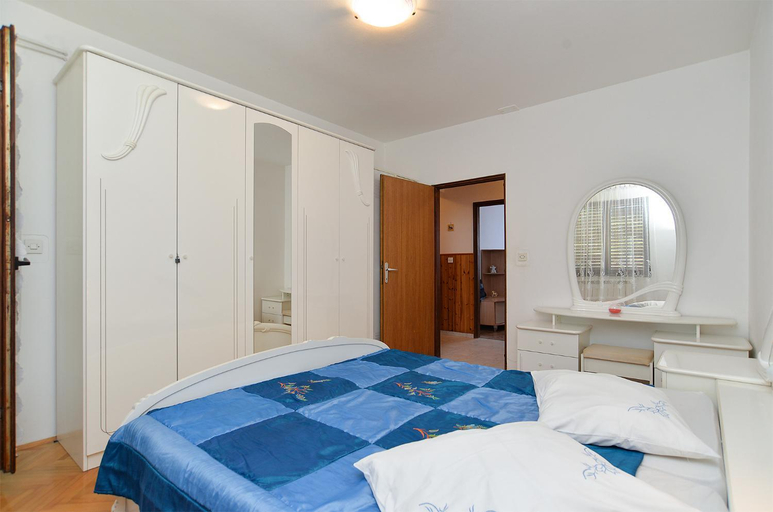 Bedroom 2, Apartment 531, Pula