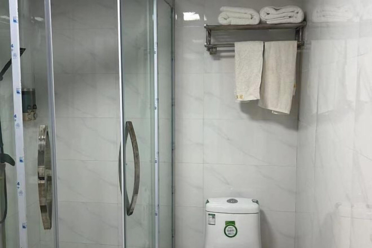 Bathroom 2, Hongfu Hotel, Ngawa Tibetan and Qiang