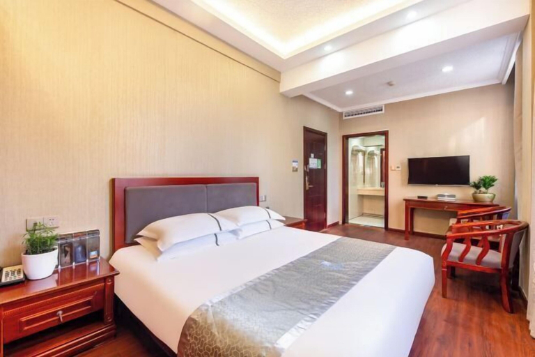 Bedroom 3, New Saitun Hotel, Jinhua