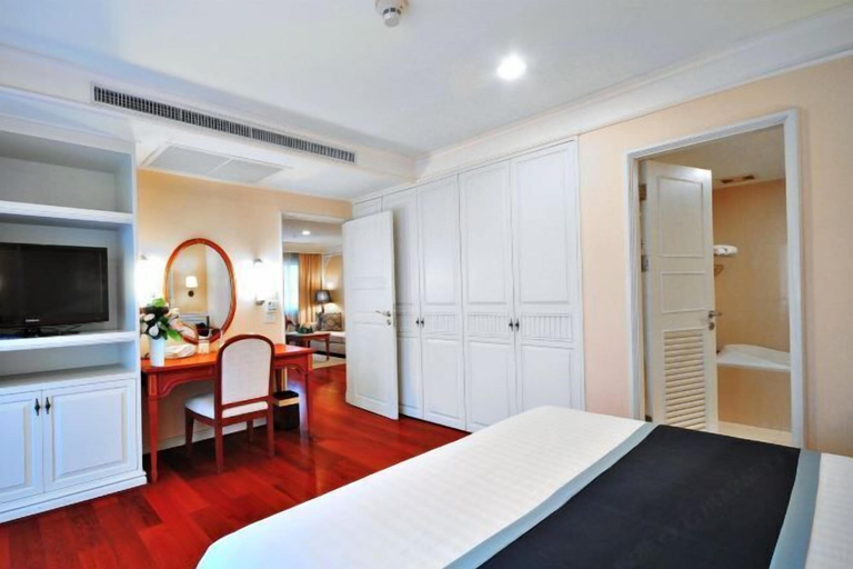 Bedroom 14