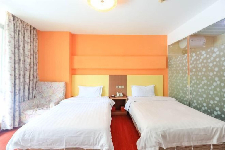 Bedroom 2, Makeboat Hotel (Zhuhai Lovers Road Riyuebei Branch), Zhuhai