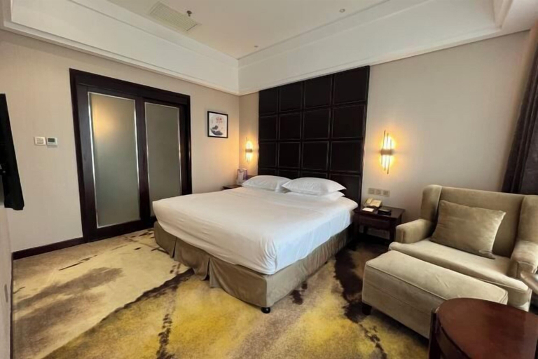 Bedroom 3, Zhuozheng International Hotel, Baoding
