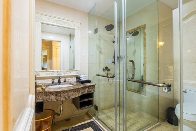 Bathroom 4, Jintian International Hotel, Suqian