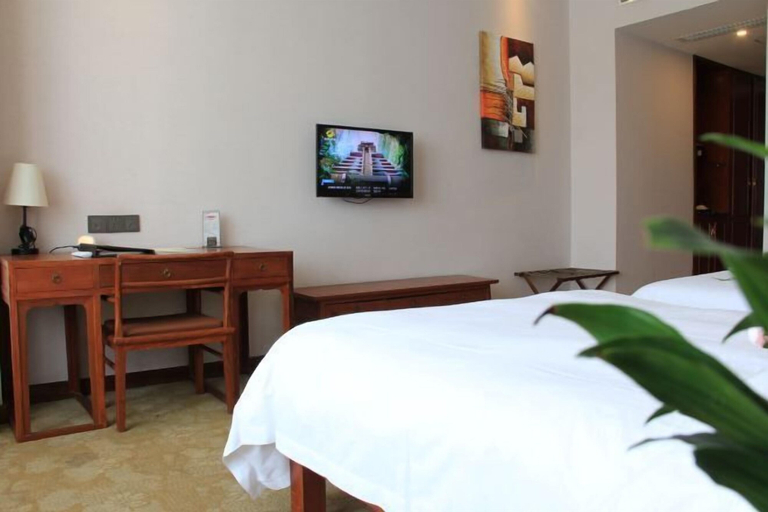 Bedroom 2, Lisan Garden Hotel, Jiujiang