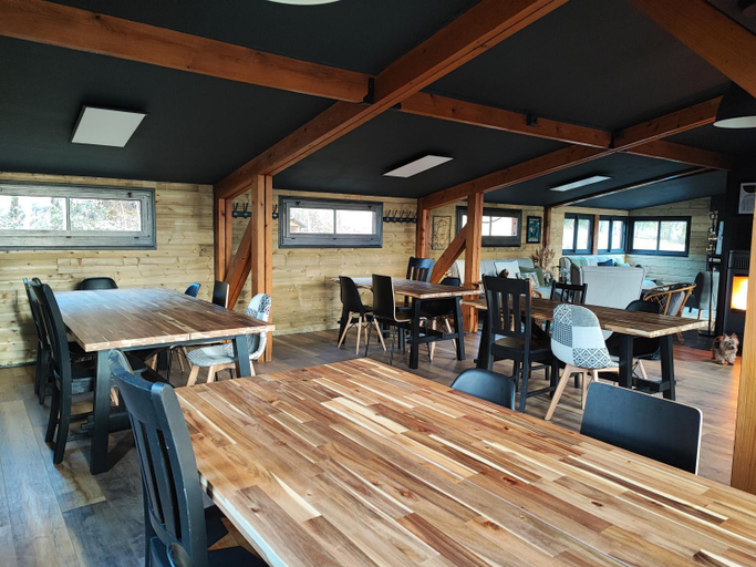 Food & Drinks 4, Les Chalets Du Goulet, Lozère