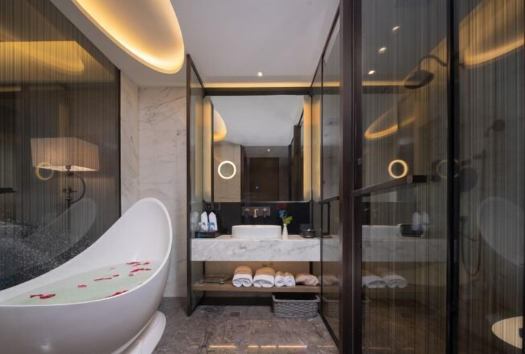 Bathroom 3, Dongbao Hotel, Chuxiong Yi