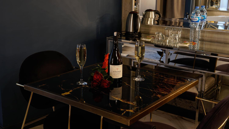 Food & Drinks 4, Mas Suites Karakoy, Beyoğlu