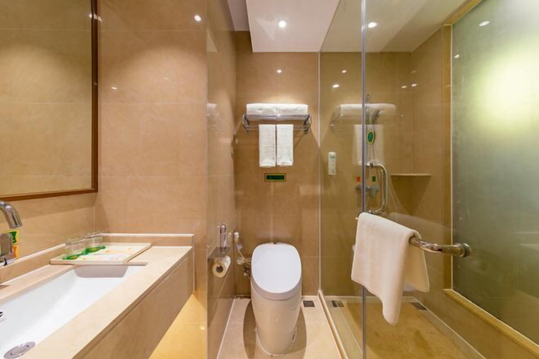 Bathroom 4, Vienna Hotel (Nanning Longteng Beida), Nanning