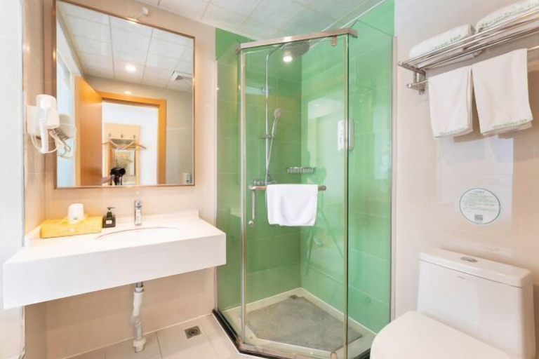 Bathroom 4, GreenTree Inn (Suzhou Si County Luanhe Avenue), Suzhou