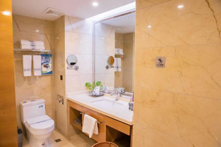Bathroom 4, Shuangzixing Hotel, Pu'er