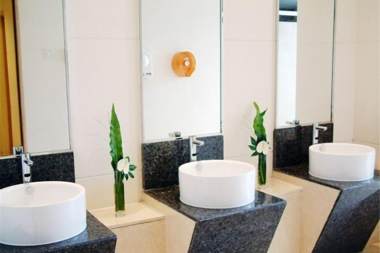 Bathroom 4, Qiangang Hotel, Tangshan