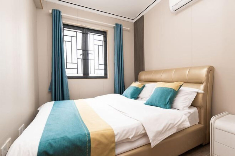 Bedroom 12