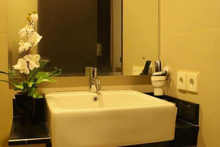 Bathroom 5