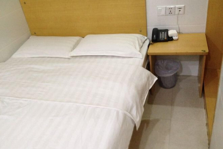 Bedroom 2, Xiangpeng Hotel, Shenzhen