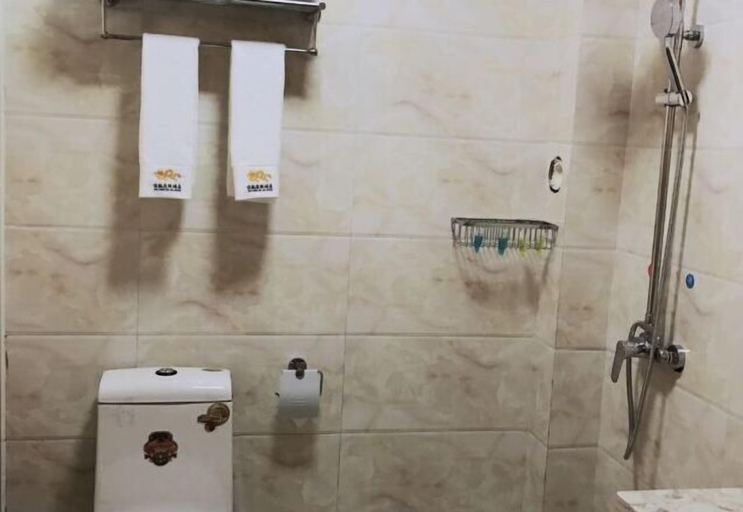 Bathroom 3, Junlong Holiday Hotel, Bijie