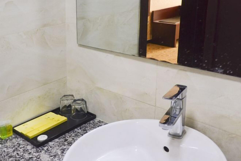 Bathroom 4, Lidu International Hotel, Chifeng