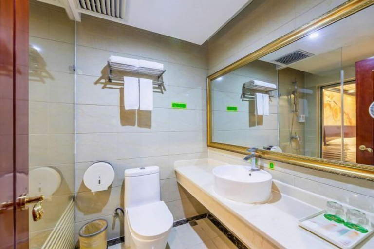 Bathroom 4, Vienna Hotel (Xiangtan East Railway Station), Xiangtan