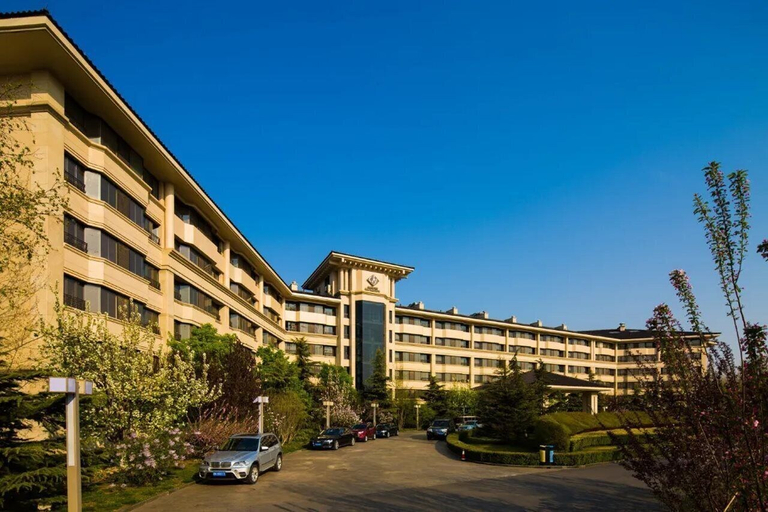 Exterior & Views, Beijing Chunhuiyuan Hot Spring Resort Hotel, Beijing