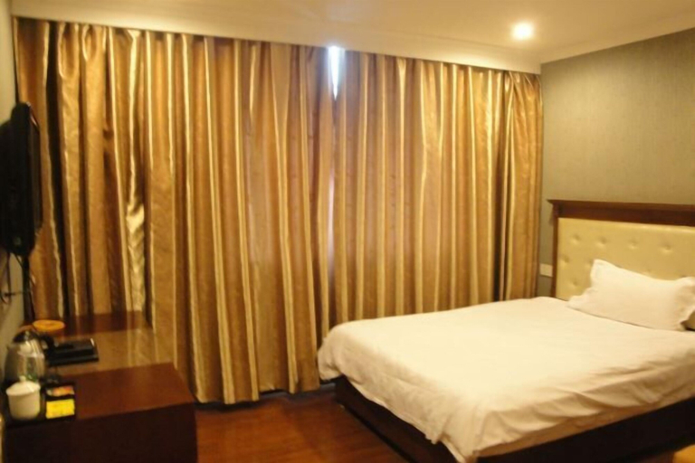 Bedroom 3, Jiangfan Hotel, Foshan