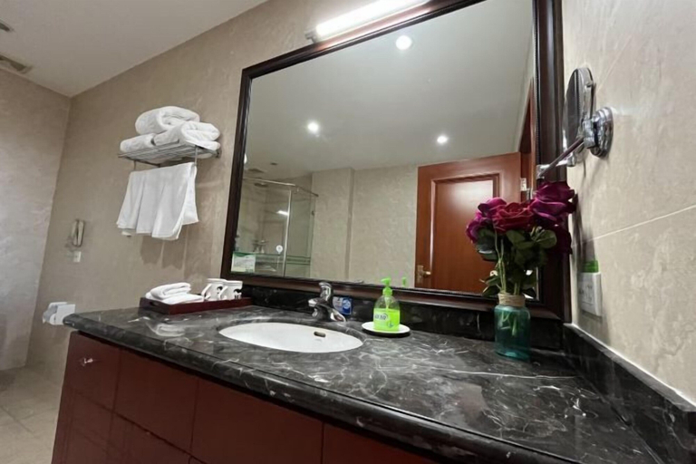 Bathroom 3, Beijing Jinyu Fengshan Hotspring Resort, Beijing