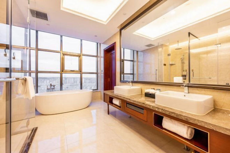 Bathroom 3, Taihe Hotel, Guyuan