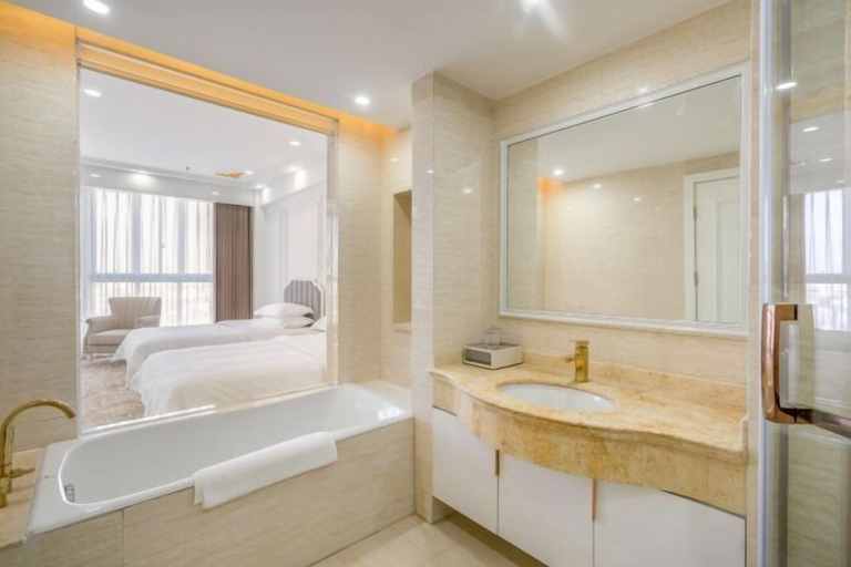 Bathroom 3, Lanting Hotel (MixC Baimajing Road Metro Station Branch ), Suzhou
