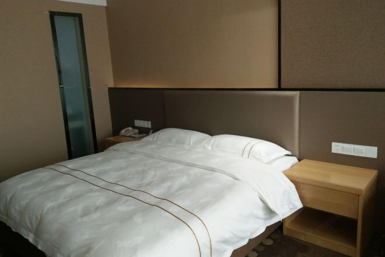 Bedroom 3, Meicheng Huatian Holiday Hotel, Yiyang
