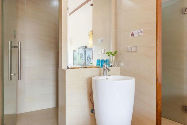 Bathroom 3, Pushe Guiyin Inn, Suzhou