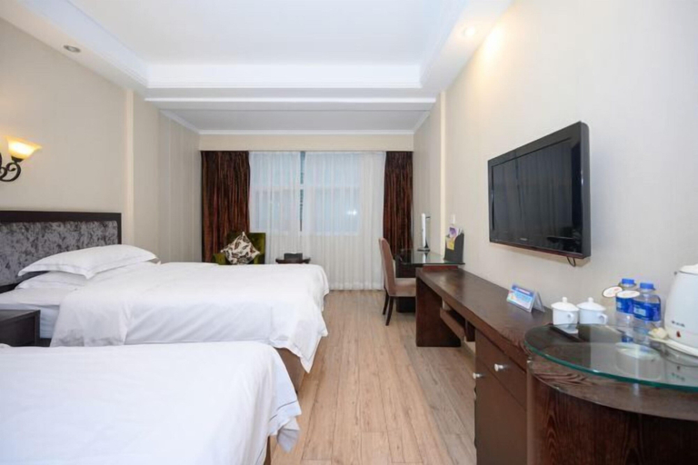 Bedroom 3, Xinhong Hotel, Neijiang