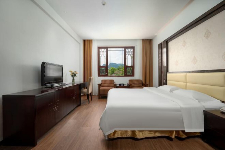 Bedroom 4, Jiu Hu Shan Hotel, Hezhou