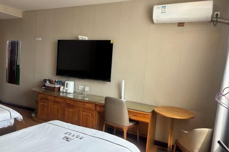 Bedroom 18