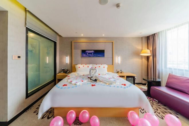 Bedroom 18