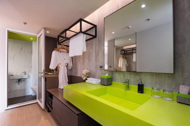 Bathroom 24
