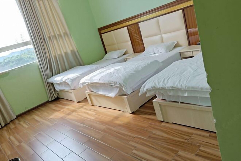 Bedroom 2, Jiasheng Hotel, Honghe Hani and Yi