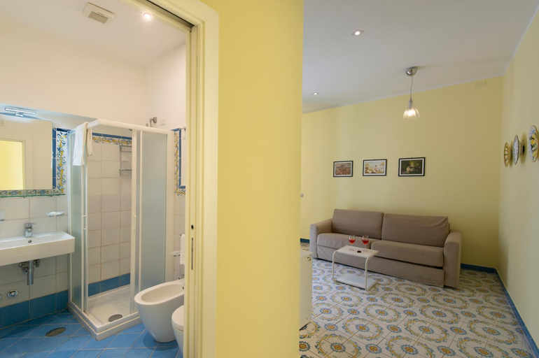 Others 4, Ravello House, Salerno