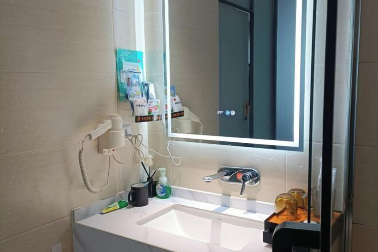 Bathroom 4, XiaoNanJing Fashion Hotel, Pingxiang