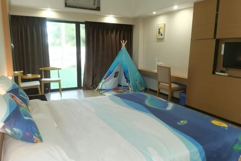 Bedroom 3, Nanhai Hotel, Zhanjiang