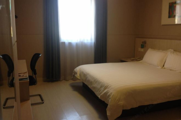 Bedroom 3, Jinjiang Inn (Shanghai Maotai Road), Shanghai