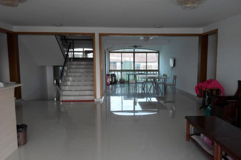 Others 5, Jinze Farm House, Shanghai