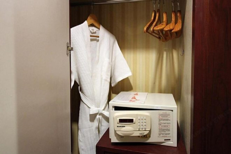 Amenities 15