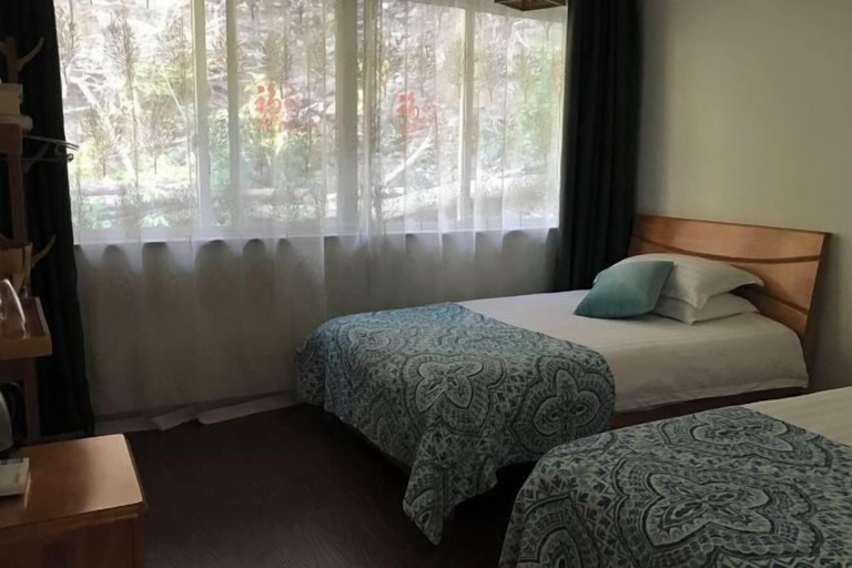 Bedroom 3, Yandangshan Longqiu Hostel, Wenzhou