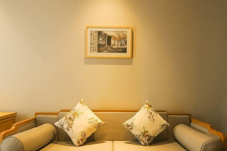 Bedroom 3, Deepness Hotel, Wenshan Zhuang and Miao
